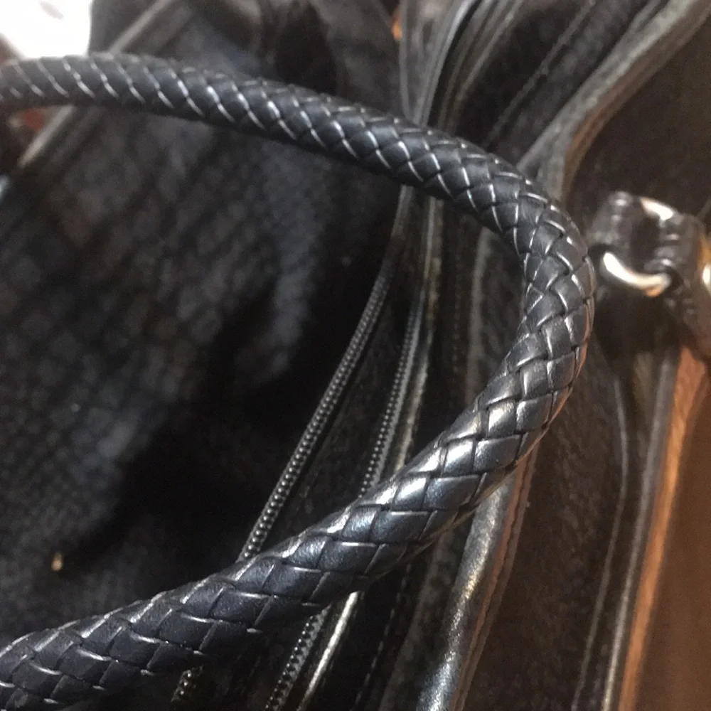 Brighton Luggage/Travel Bag - Picture 10 of 12